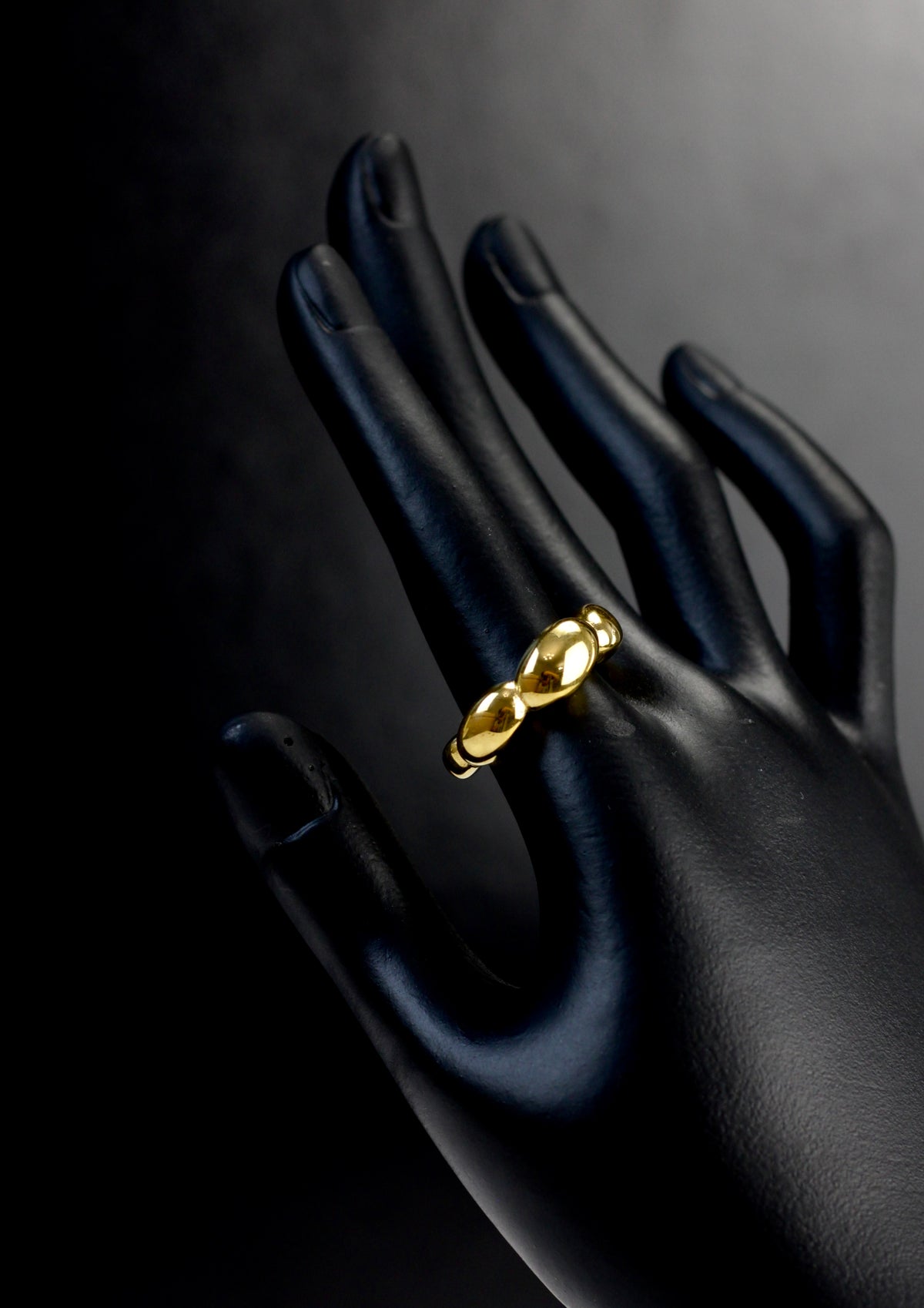 Classic and Elegant Jewellery