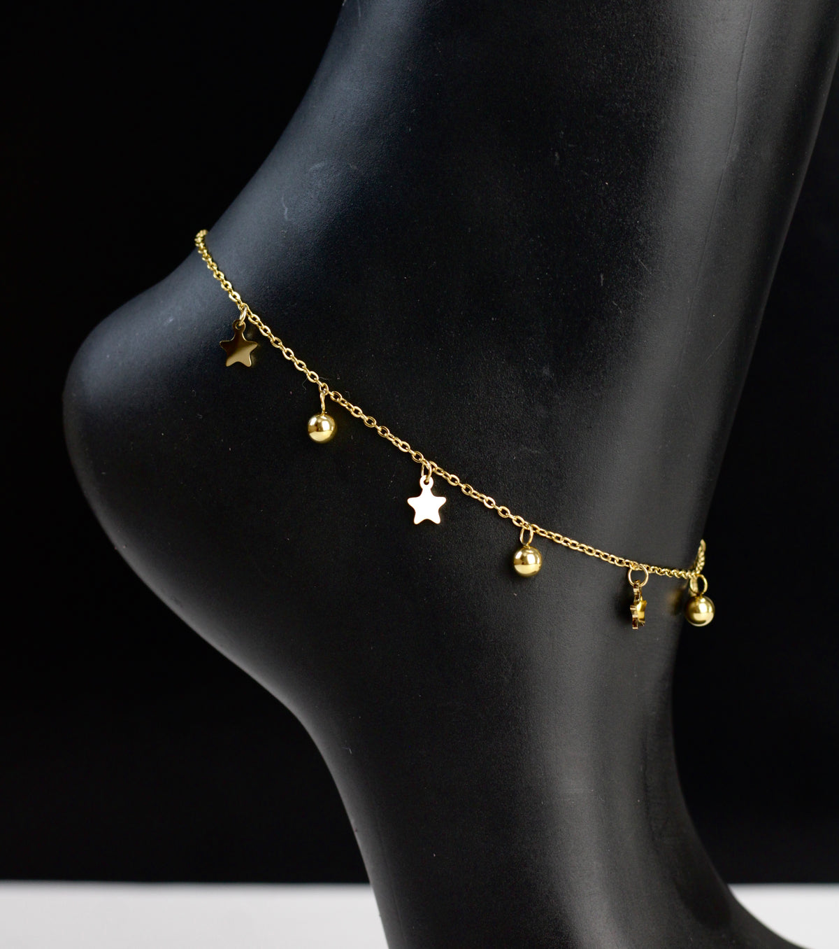Classic and Elegant Jewellery