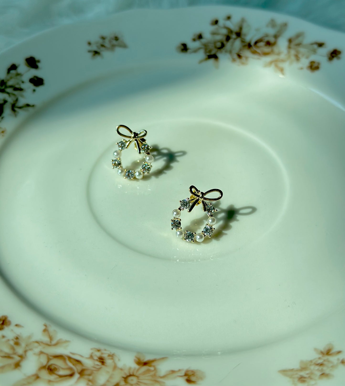 Luxury pearl earrings
