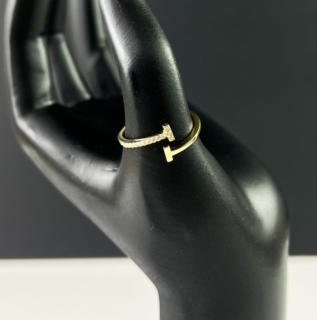 Classic and Elegant Jewellery