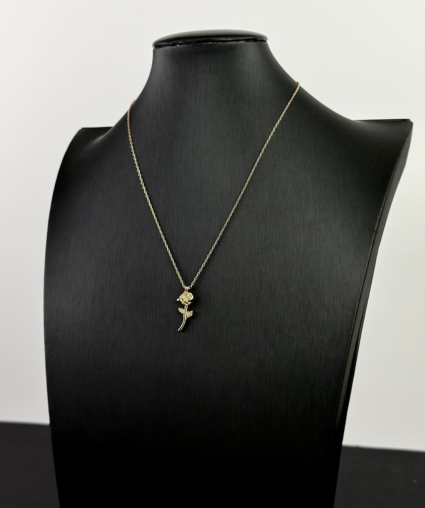 Rose Necklace